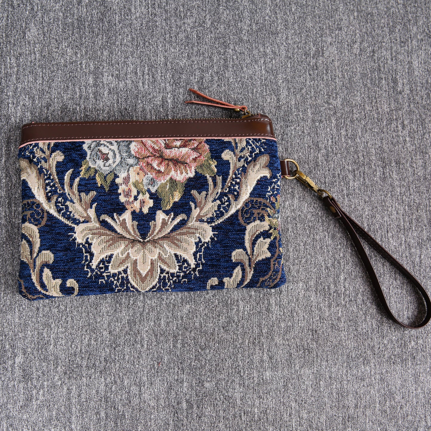 Carpet Clutch & Wristlet Floral Blue