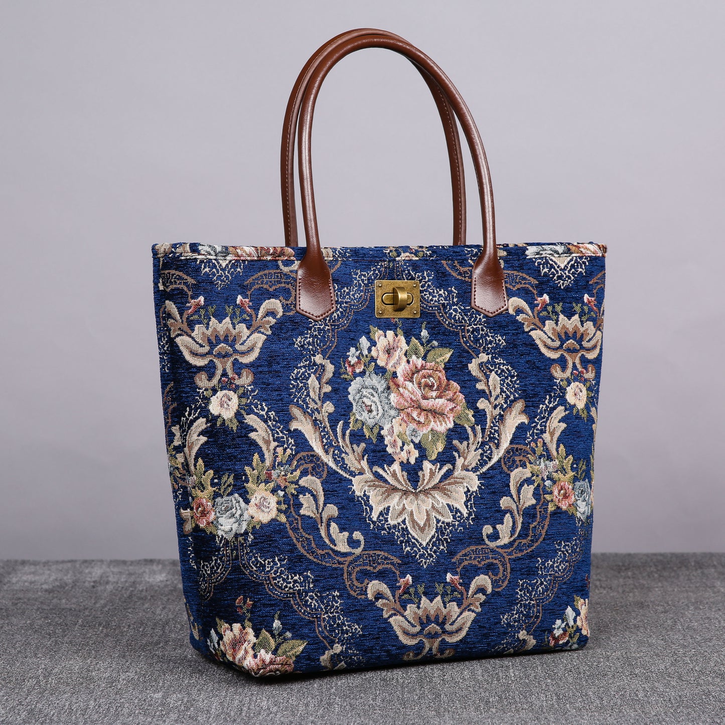 Carpet Tote Floral Blue