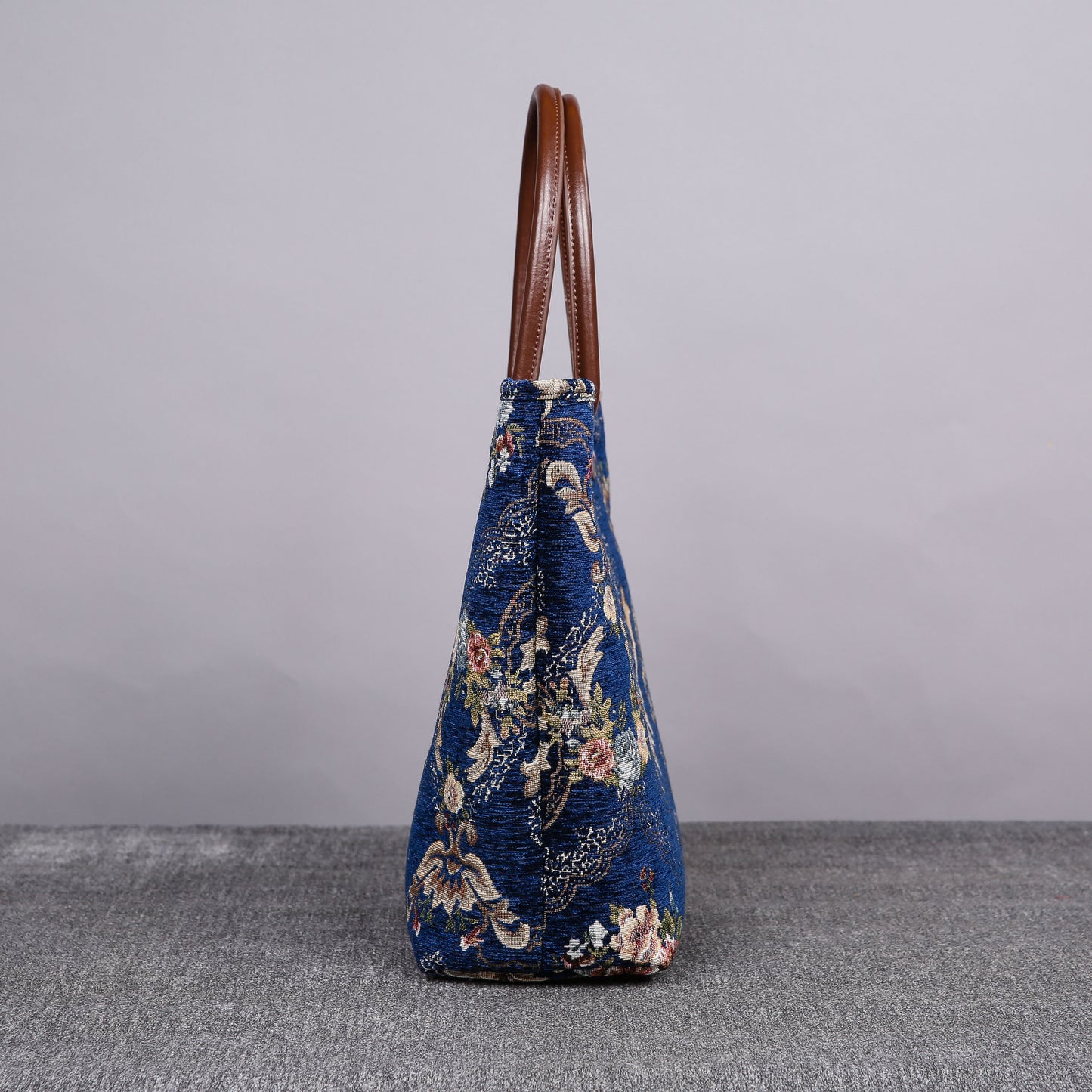 Carpet Tote Floral Blue