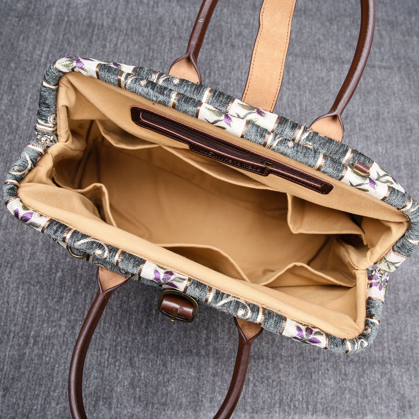 Mary Poppins Carpet Bag Victorian Stripes Grass