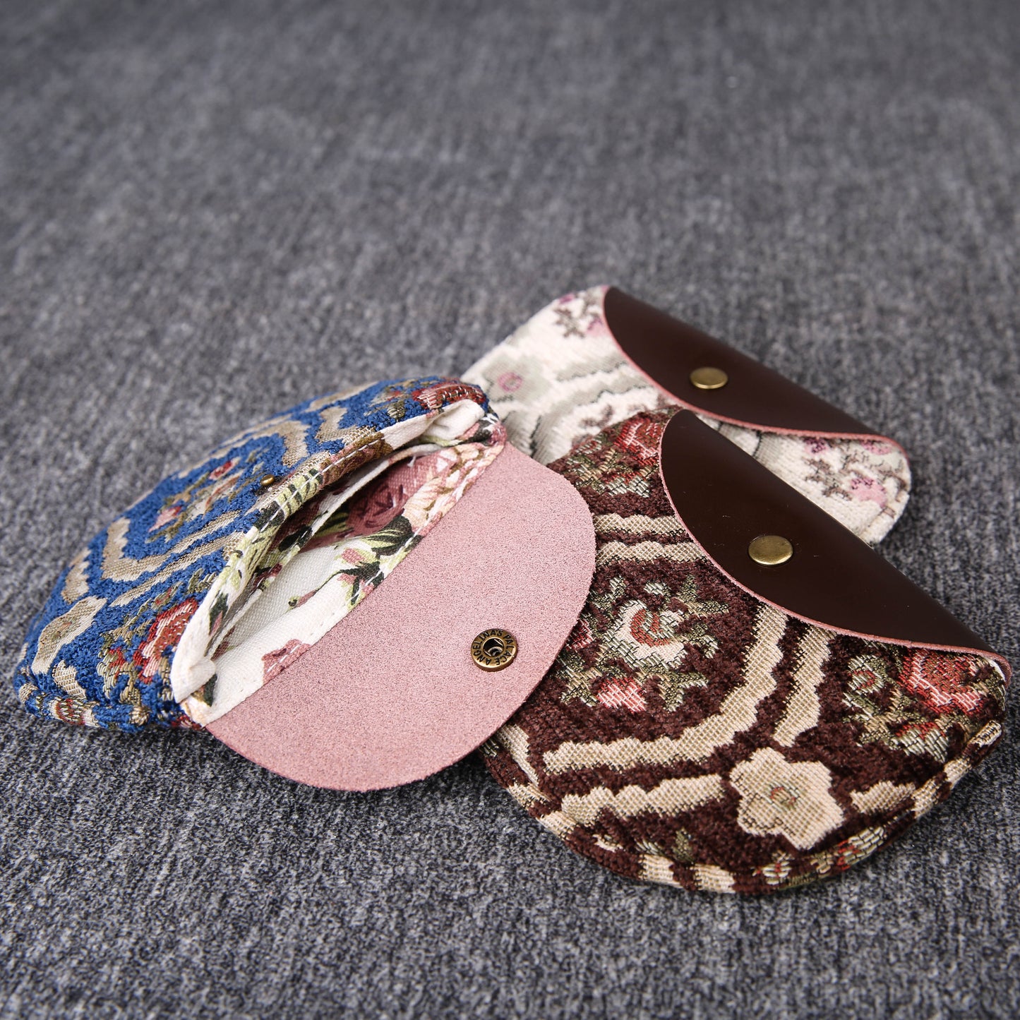 Minimalist Style Leather Carpet Coin Purse<br>Traditional Colors