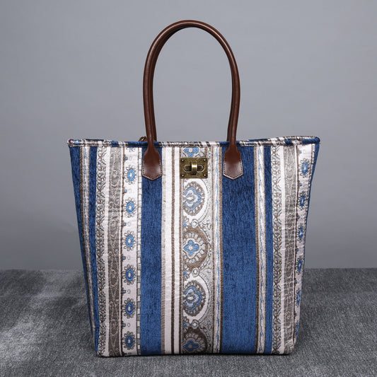 Carpet Tote Ethnic Stripes Navy