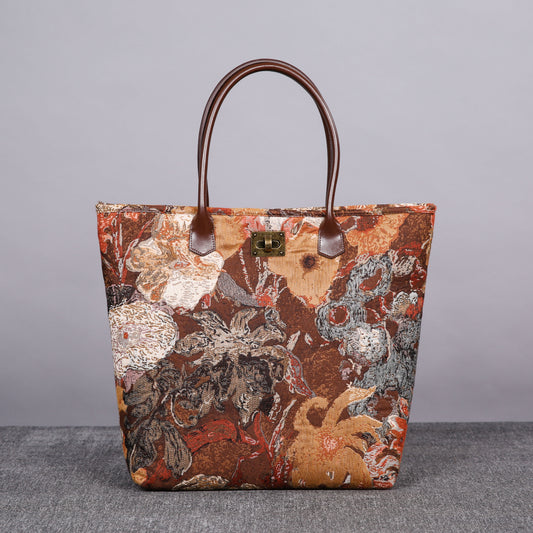 Carpet Tote Abstract Brown