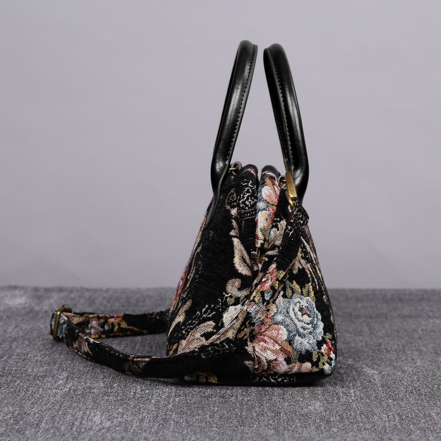 Carpet Handbag Floral Black