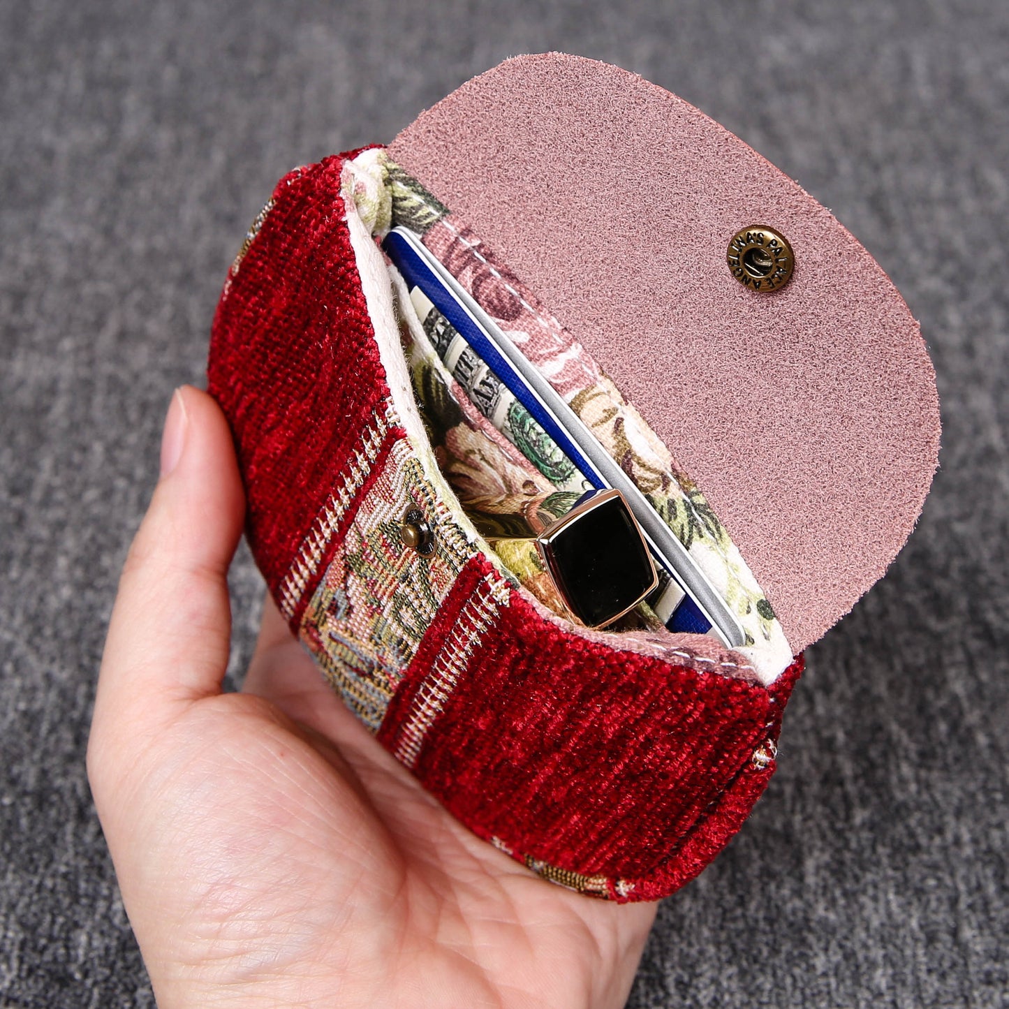 Minimalist Style Leather Carpet Coin Purse<br>Floral Stripes