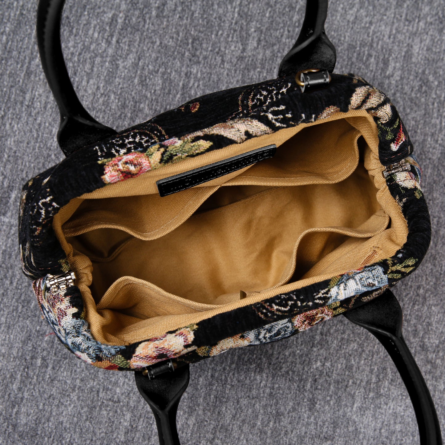 Carpet Handbag Floral Black