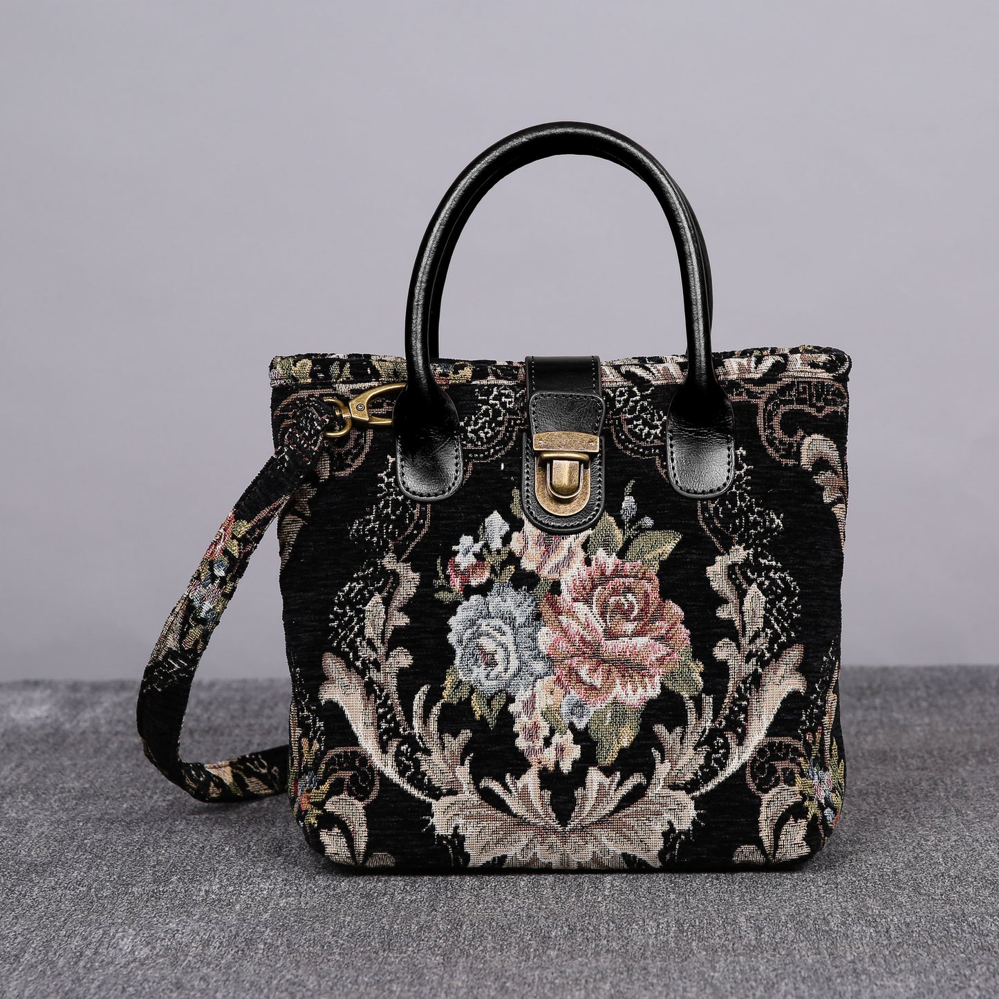 Mini Carpet Tote Floral Black