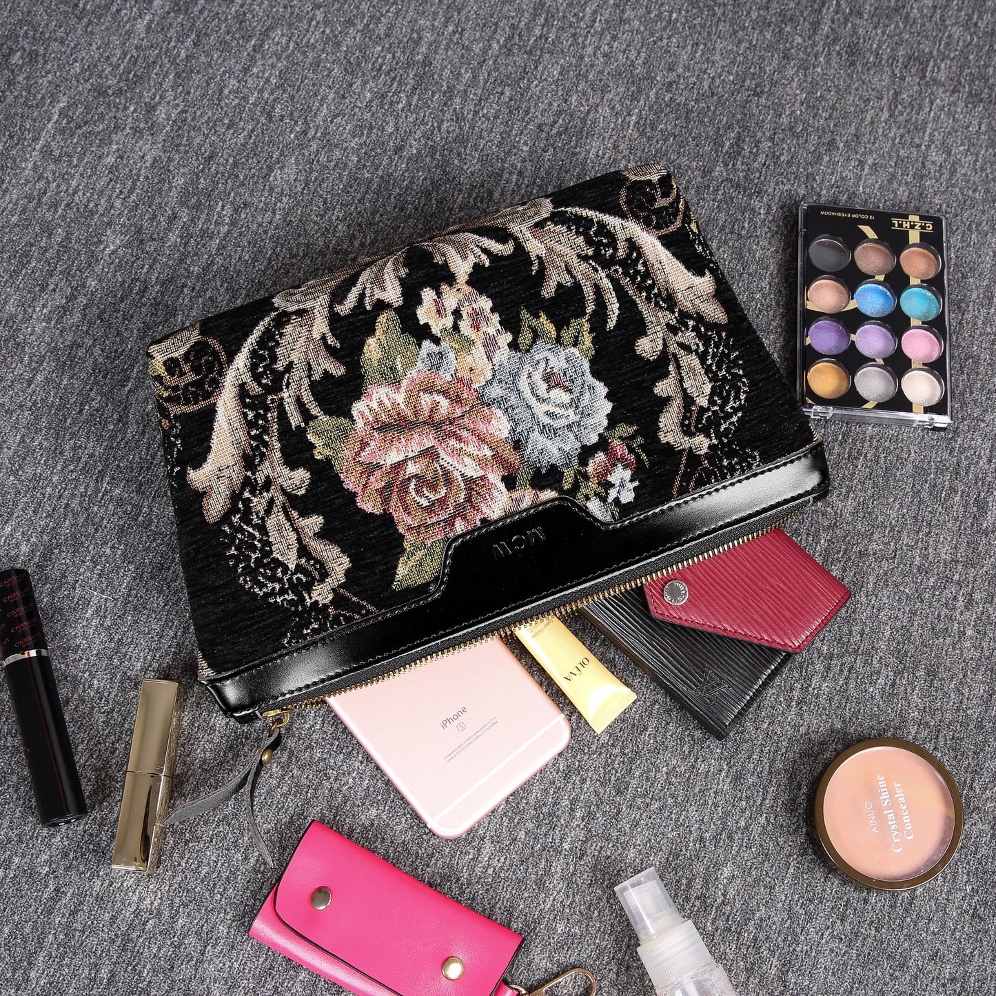 Carpet Makeup Bag Floral Black