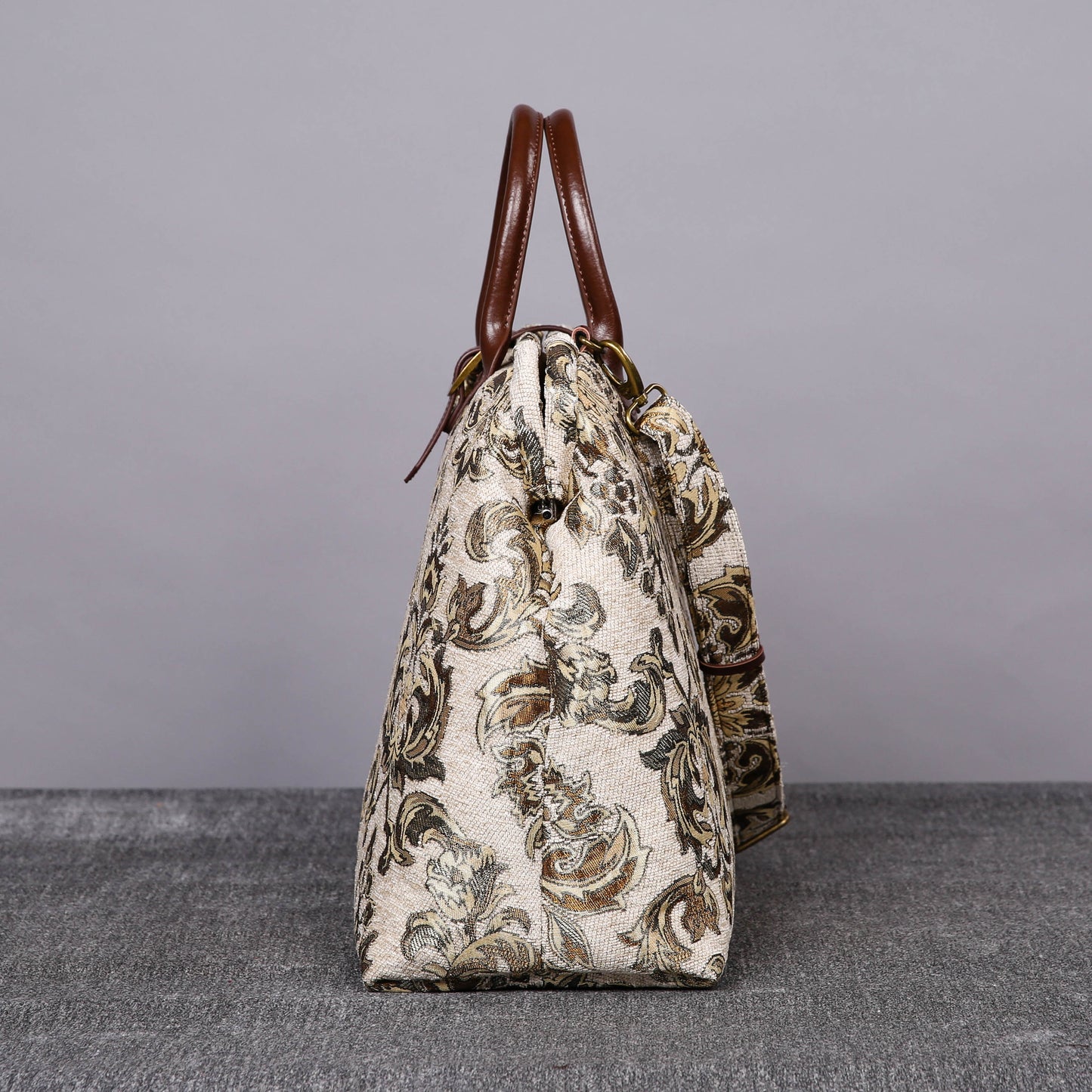 Mary Poppins Carpet Bag Victorian Blossom Cream/Gold