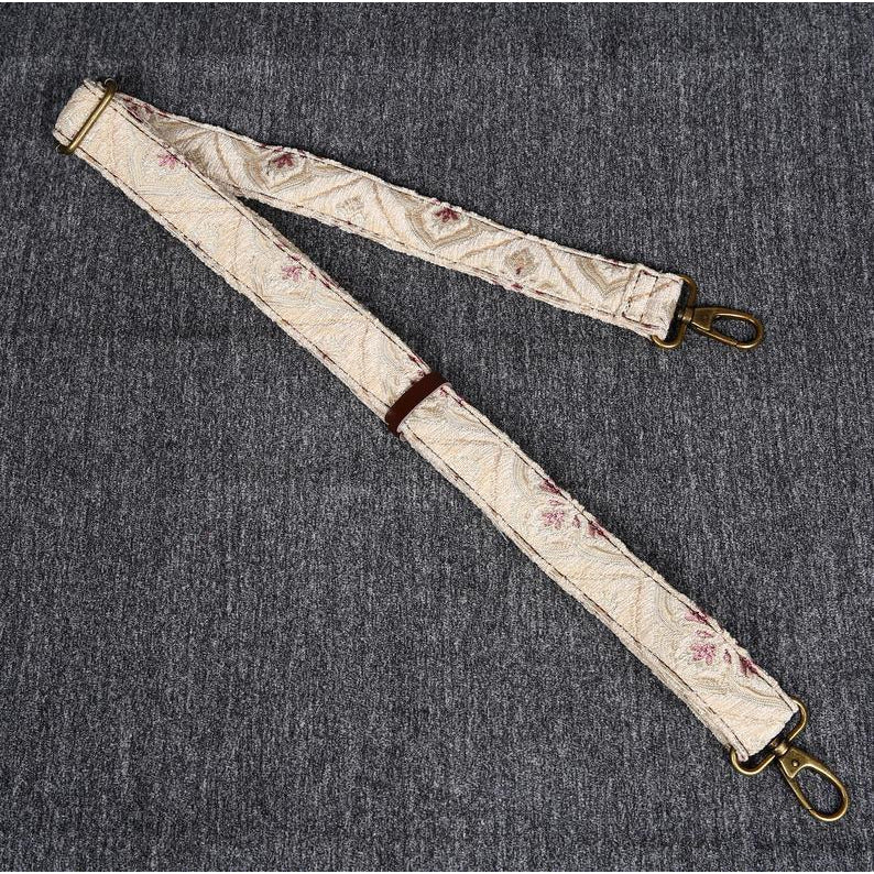Carpet Purse Ethnic Cream