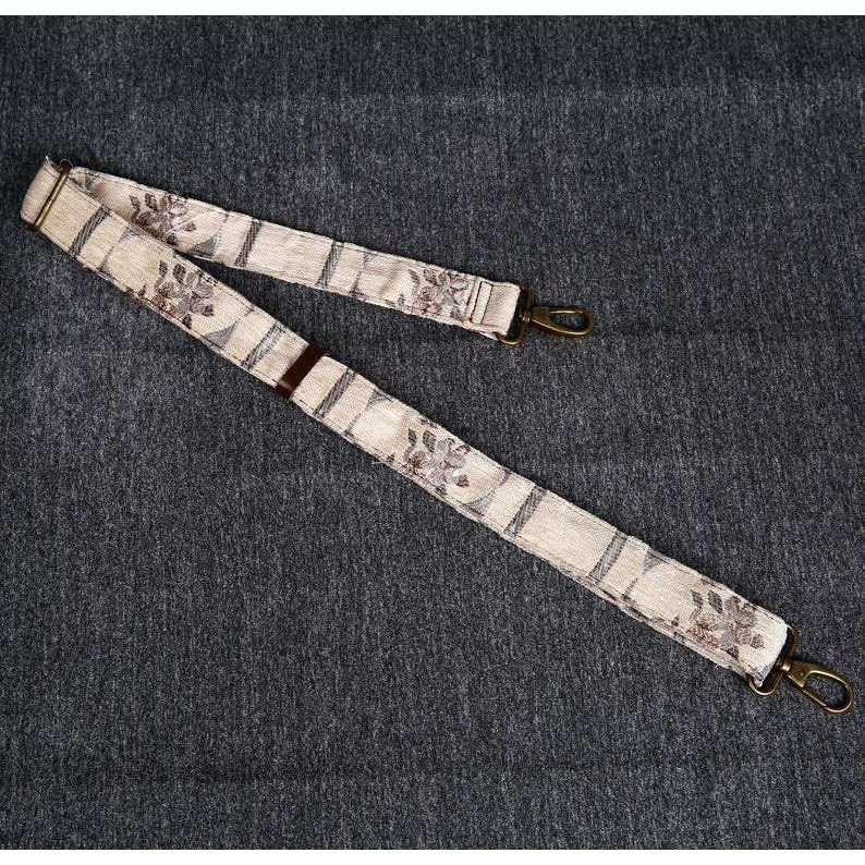 Carpet Purse Ethnic Stripes Cream