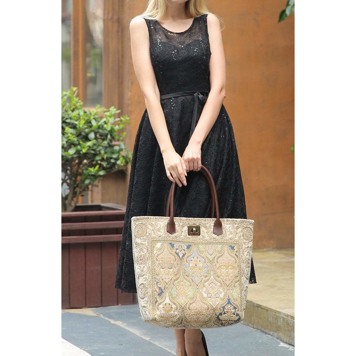 Carpet Tote Golden Age Beige