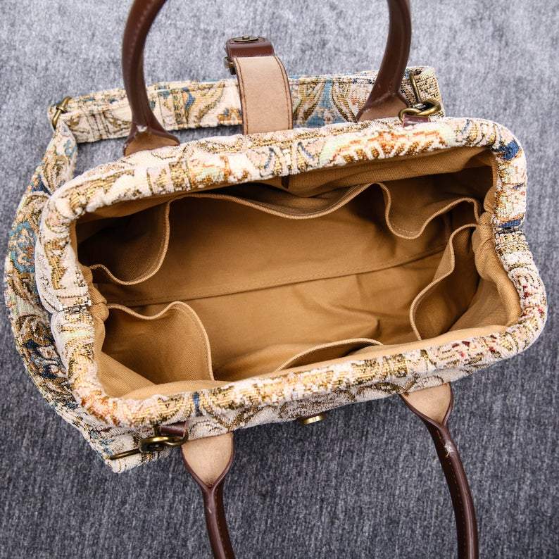Carpet Purse Golden Age Beige