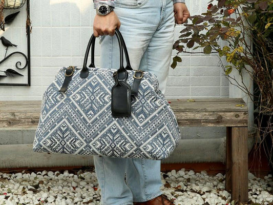 Men's Carpet Bag Aztec Off-White