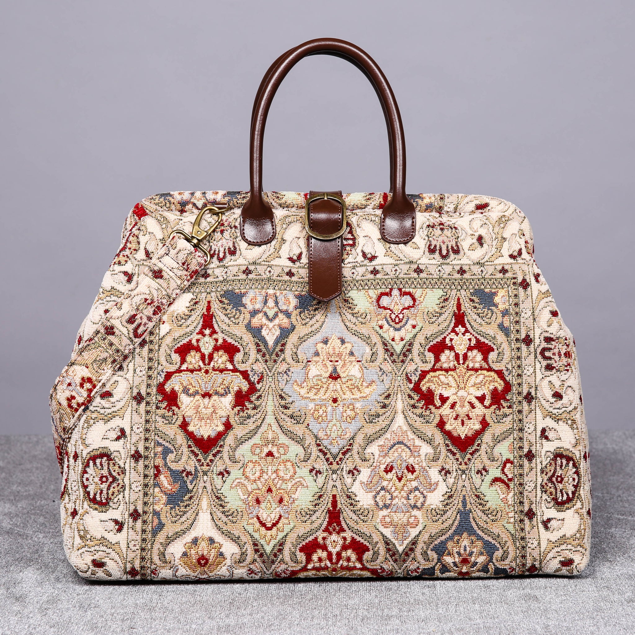 Mary poppins discount style carpet bag