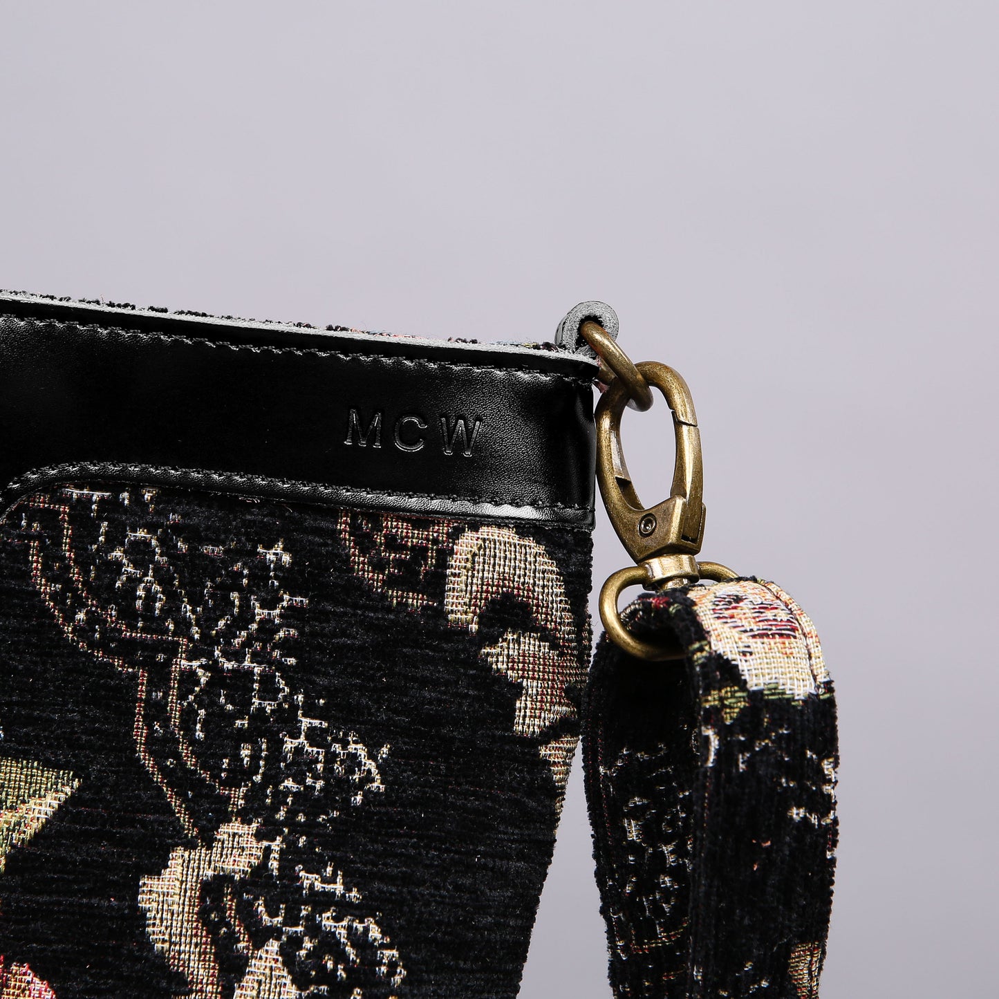 Carpet Crossbody Bag Floral Black