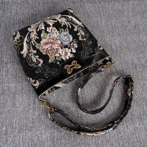 Carpet Crossbody Bag<br>Floral Black