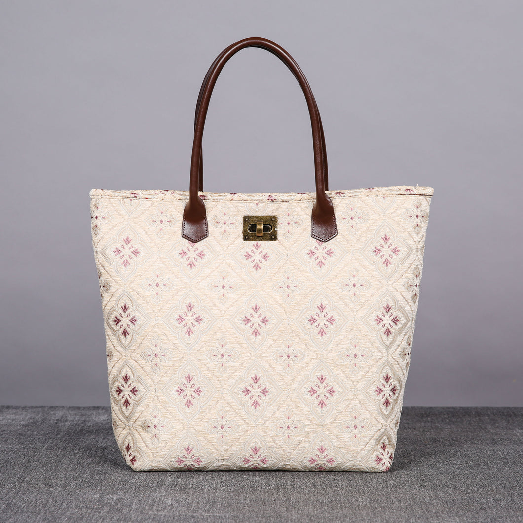 Carpet Tote<br>Ethnic Cream