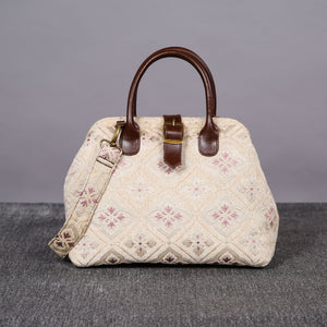 Carpet Purse<br>Ethnic Cream