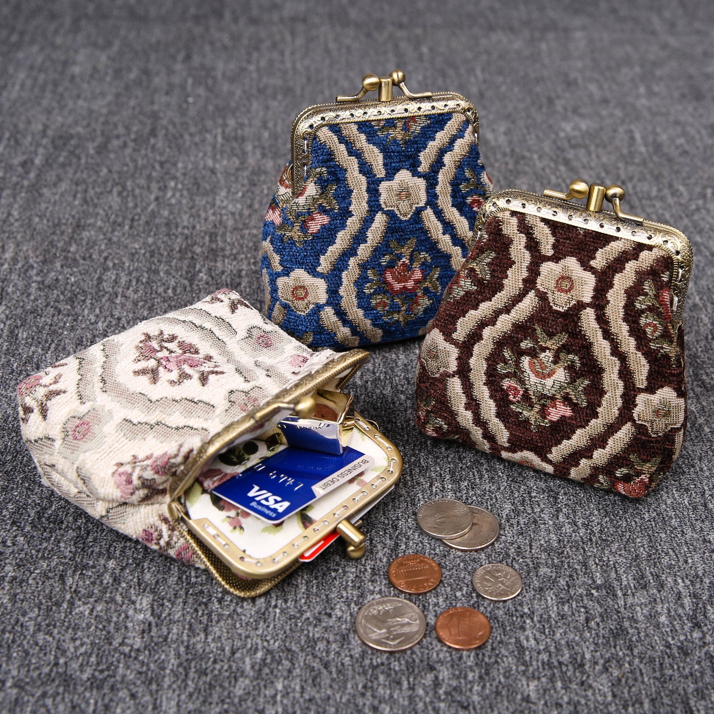 Vintage Carpet Coin Purse Double Kiss Lock<br>Traditional Color