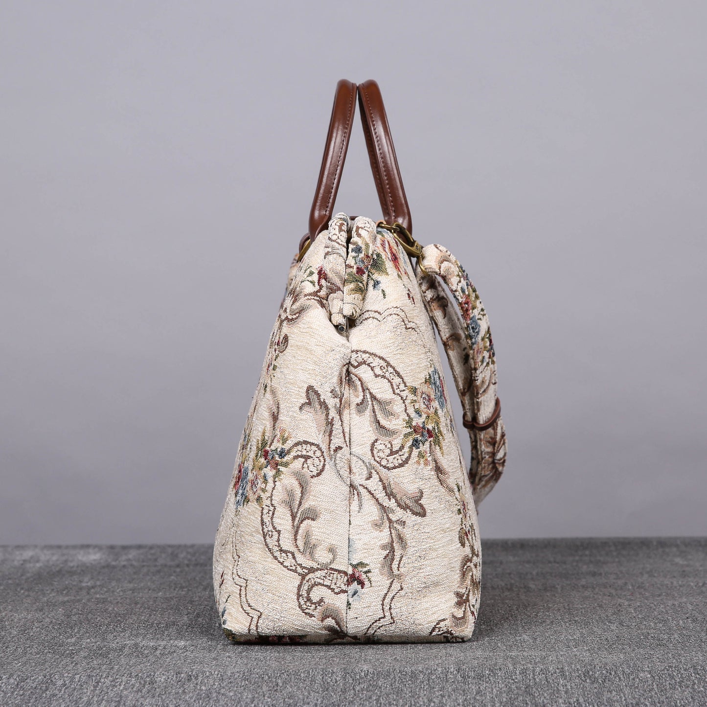 Mary Poppins Carpet Bag Floral Cream