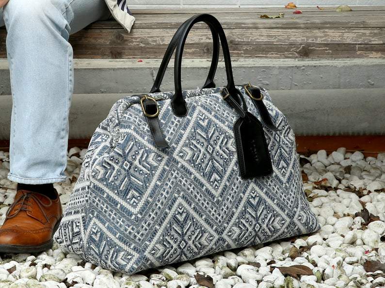 Men's Carpet Bag Aztec Off-White