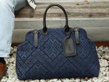 Load image into Gallery viewer, Men&#39;s Carpet Bag&lt;br&gt;Aztec Navy
