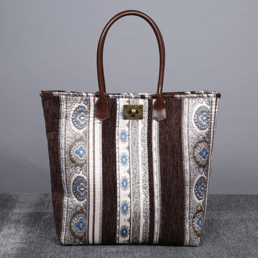 Carpet Tote Ethnic Stripes Coffee