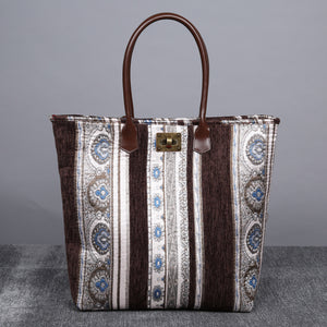 Carpet Tote<br>Ethnic Stripes Coffee