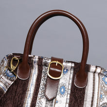 Load image into Gallery viewer, Carpet Purse&lt;br&gt;Ethnic Stripes Coffee
