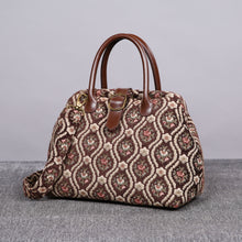 Load image into Gallery viewer, Carpet Purse&lt;br&gt;Traditional Coffee
