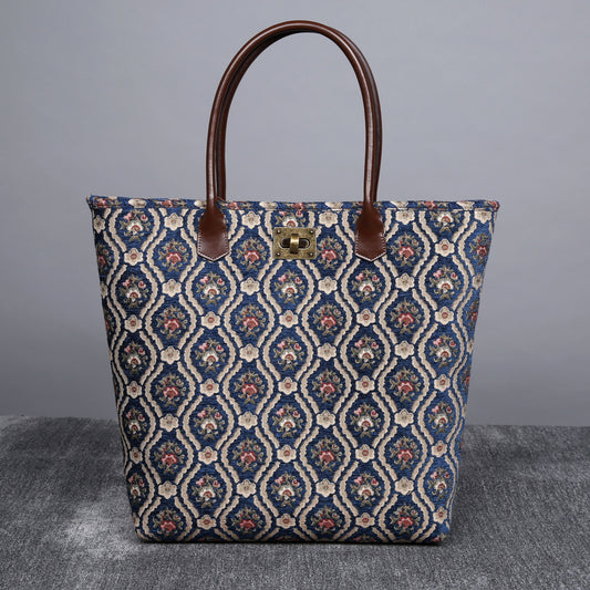 Carpet Tote Traditional Blue