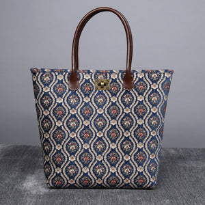Carpet Tote<br>Traditional Blue