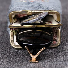 Load image into Gallery viewer, Vintage Carpet Glasses Case Double Kiss Lock&lt;br&gt;Bouquet Pattern

