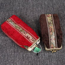 Load image into Gallery viewer, Vintage Carpet Glasses Case Double Kiss Lock&lt;br&gt;Floral Stripes
