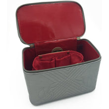 Load image into Gallery viewer, Kemi Makeup Case&lt;br&gt;Memory Pewter

