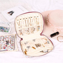 Load image into Gallery viewer, Jewelry Bag Large&lt;br&gt;Blossom Wine

