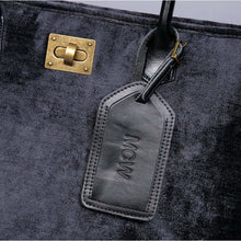 Load image into Gallery viewer, Carpet Tote&lt;br&gt;Black
