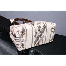 Load image into Gallery viewer, Carpet Purse&lt;br&gt;Ethnic Stripes Cream
