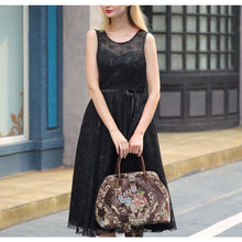 Load image into Gallery viewer, Carpet Purse&lt;br&gt;Floral Coffee
