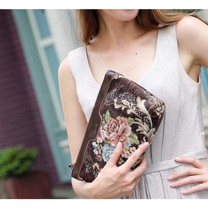 Carpet Makeup Bag<br>Floral Coffee