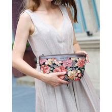 Load image into Gallery viewer, Carpet Makeup Bag&lt;br&gt;Floral Rose
