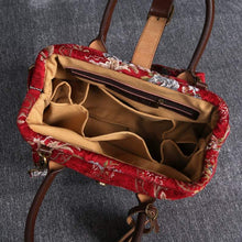 Load image into Gallery viewer, Carpet Purse&lt;br&gt;Floral Wine
