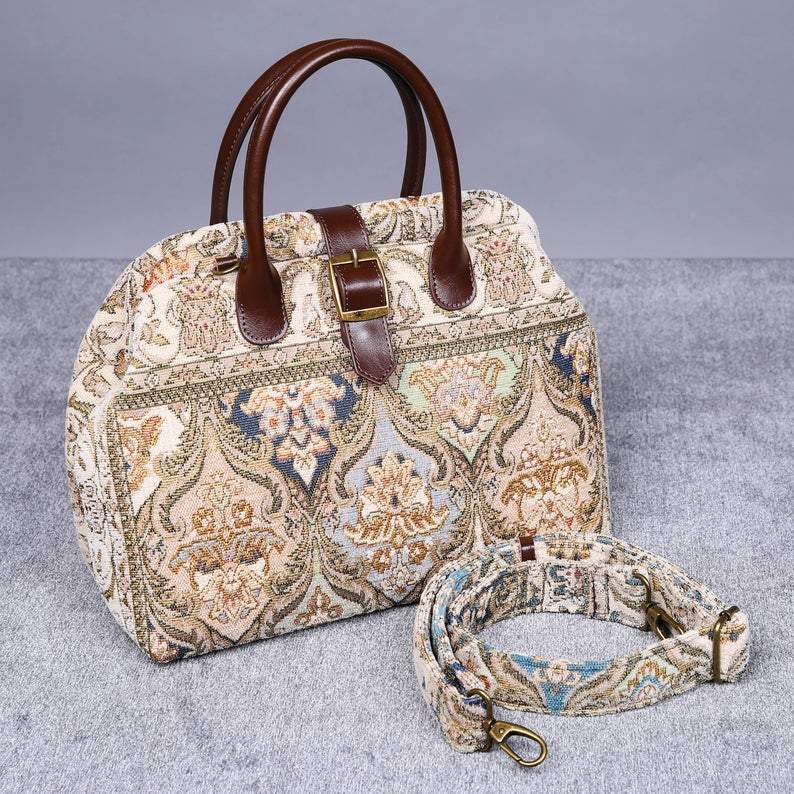 Carpet Purse Golden Age Beige