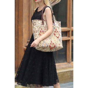 Carpet Tote<br>Golden Age Wine