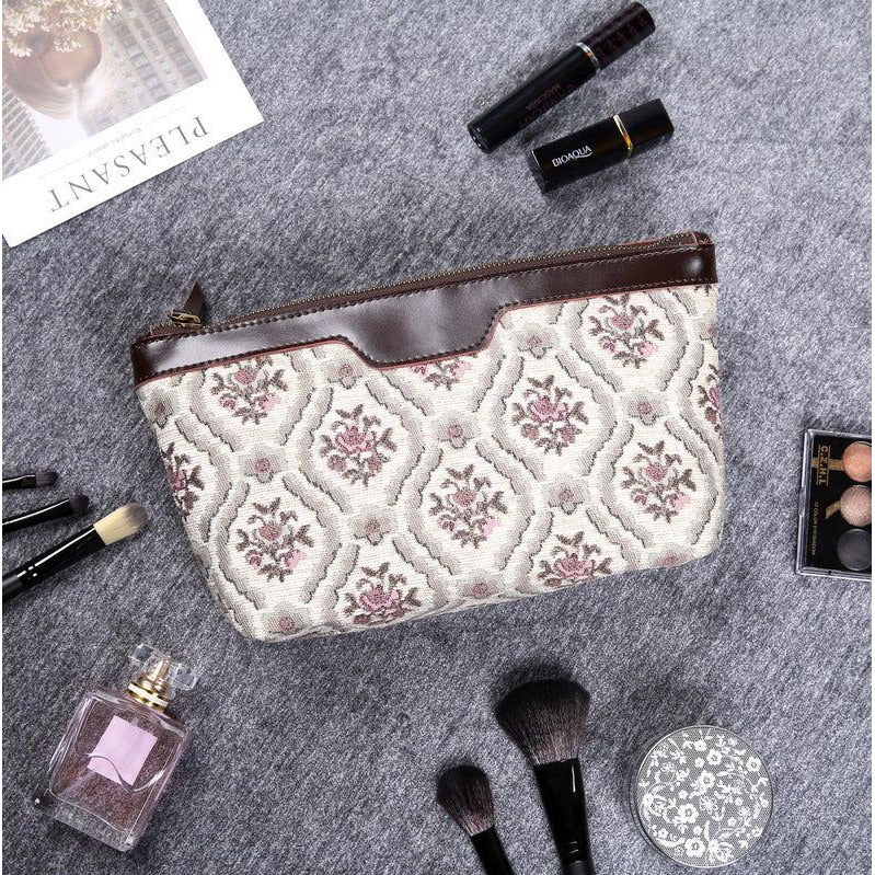 Carpet Makeup Bag<br>Traditional Cream