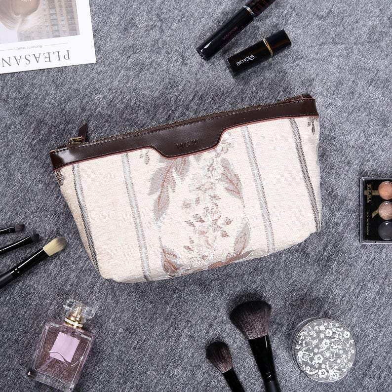 Carpet Makeup Bag<br>Victorian Stripes Cream