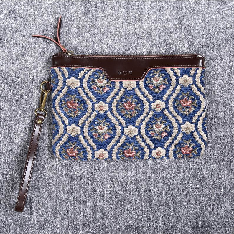Carpet Clutch & Wristlet Traditional Blue